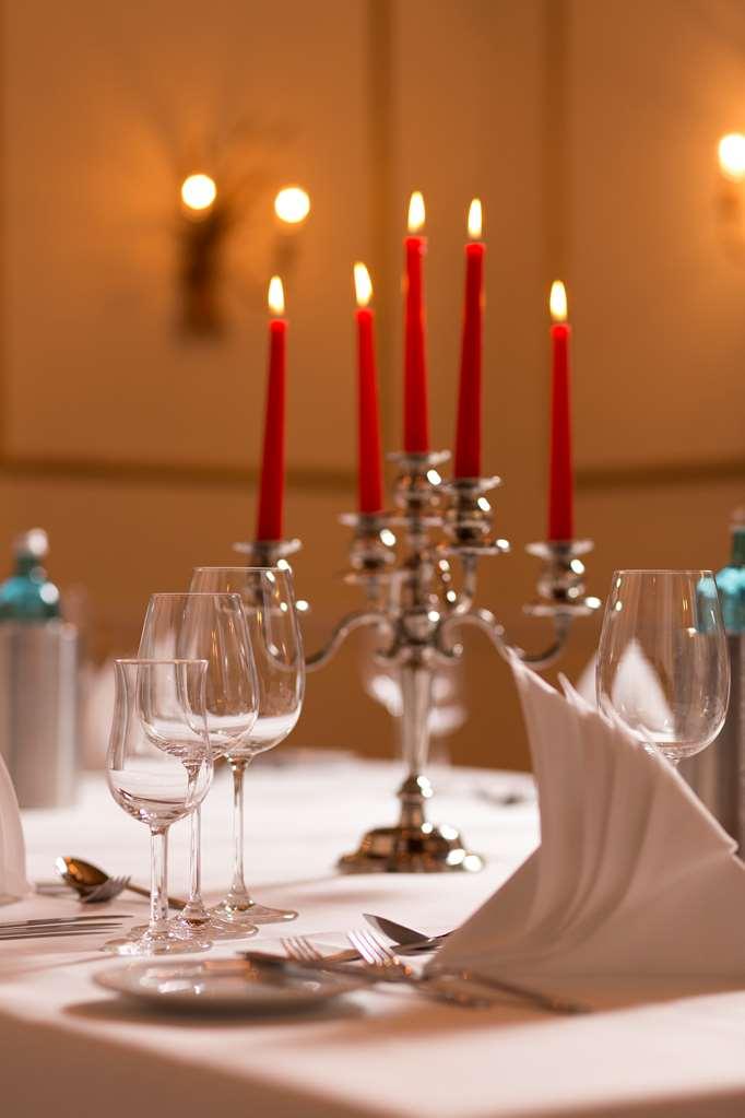 Palais Esplanade Hamburg - Adults Only Hotel Restaurant photo
